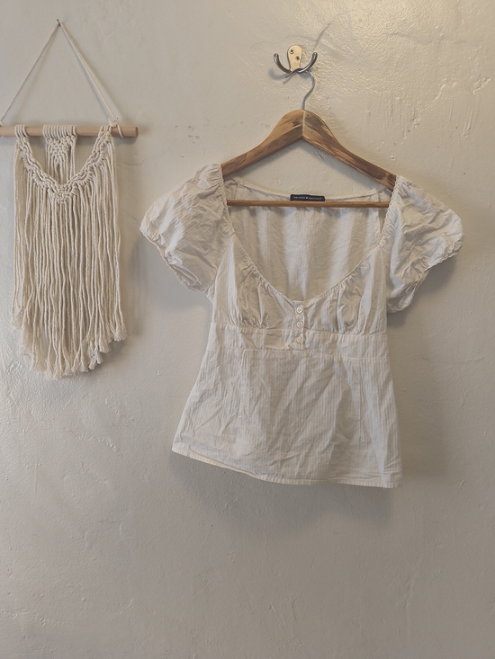 Brandy Melville Tops - Brandy Melville White Puff Sleeve Lace Trim Blouse